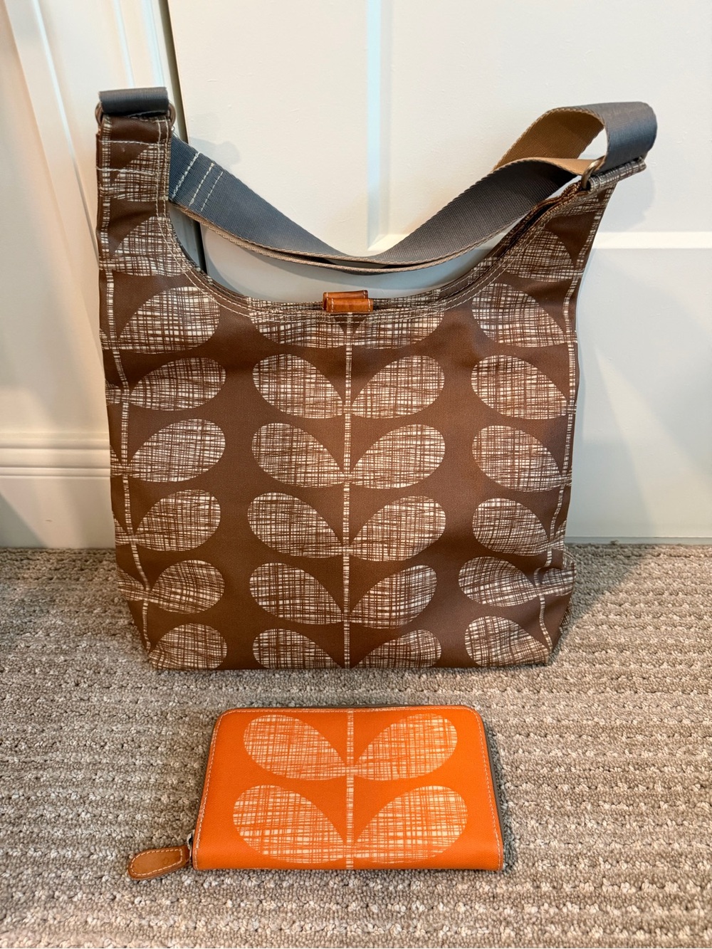 Orla Kiely Brown Patterned Shoulder Bag with matching Orange Wallet
